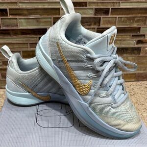 Nike - Sabrina 3s - Glacier Blue/Metallic Gold Sneakers
